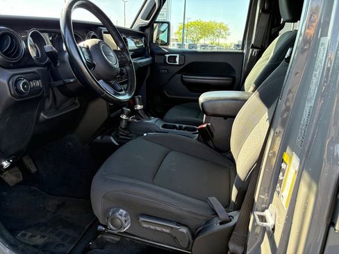 Used 2021 Jeep Wrangler Unlimited Sport AWD/4WD image 14