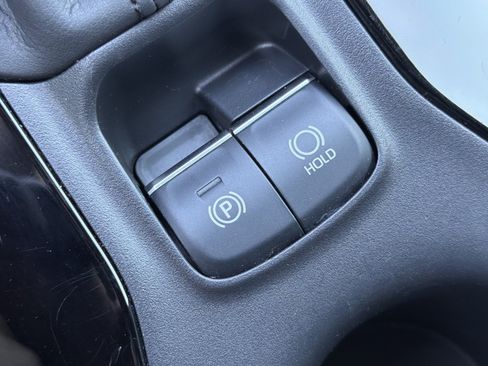 Used 2022 Toyota Corolla SE FWD image 29