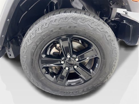 Used 2023 Jeep Wrangler Altitude image 81