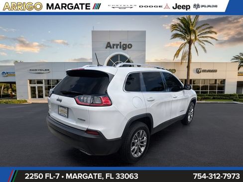 Used 2021 Jeep Cherokee Latitude Lux AWD/4WD image 6