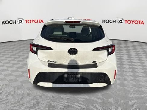 Used 2025 Toyota Corolla SE image 6
