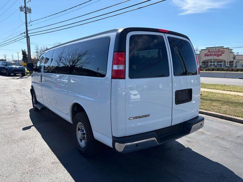 Used 2023 Chevrolet Express 3500 LT w/ LT Preferred Equipment Group image 5