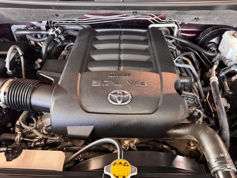 Used 2014 Toyota Sequoia Platinum image 57