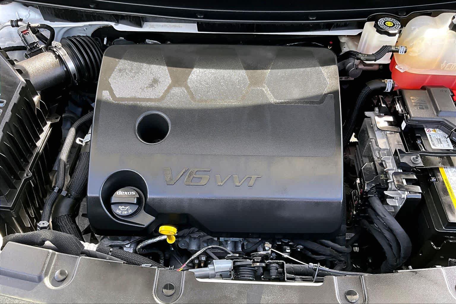 Used 2023 Chevrolet Traverse LT FWD image 65
