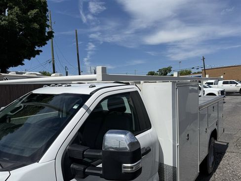 Used 2023 Ford F450 XL w/ XL Chrome Package RWD image 40