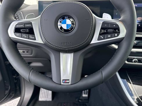 New 2026 BMW X5 xDrive40i w/ M Sport Package AWD/4WD image 18