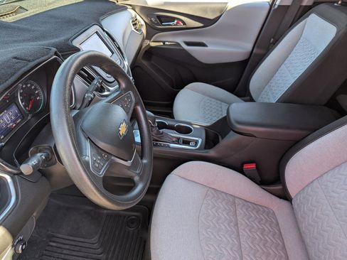 Used 2022 Chevrolet Equinox LS w/ LS Convenience Package image 23