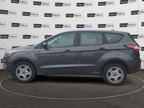 Used 2018 Ford Escape S FWD image 3