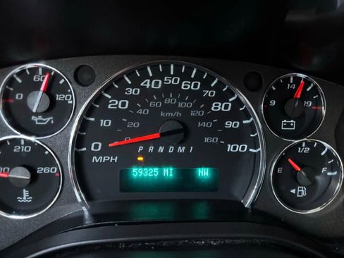 Used 2021 Chevrolet Express 2500 w/ Driver Convenience Package image 19