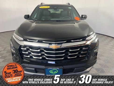 Certified 2025 Chevrolet Equinox LT w/ Convenience Package II AWD/4WD image 12