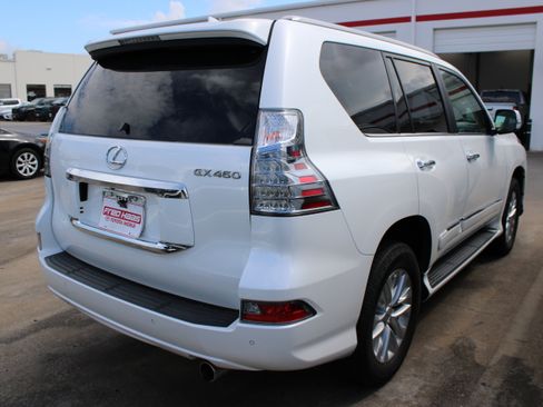 Used 2018 Lexus GX 460 Premium w/ Premium Package AWD/4WD image 9