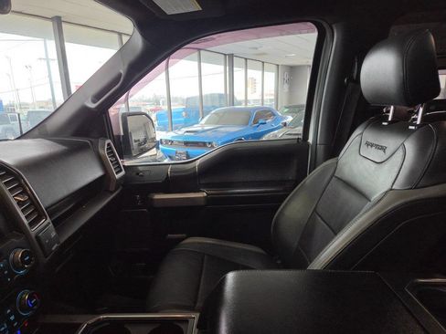 Used 2018 Ford F150 Raptor w/ Equipment Group 802A Luxury image 21