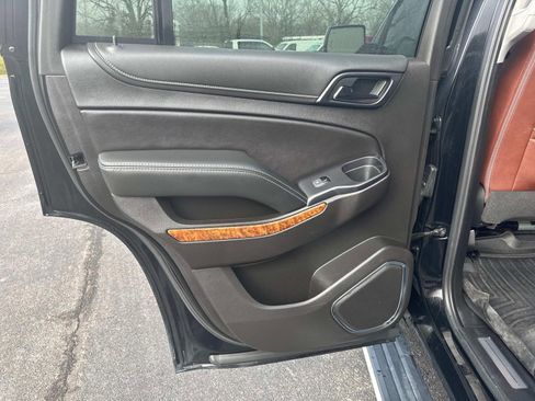 Used 2020 Chevrolet Tahoe Premier w/ Premier Plus Edition image 15