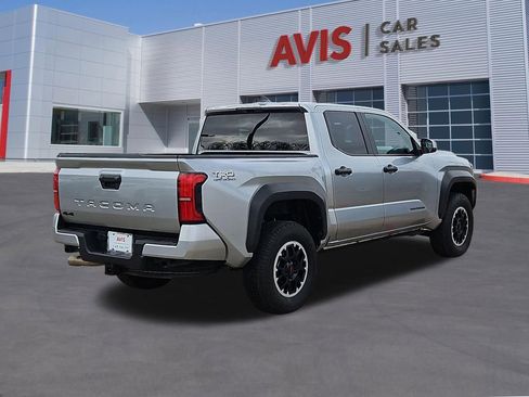 Used 2024 Toyota Tacoma TRD Off-Road image 6