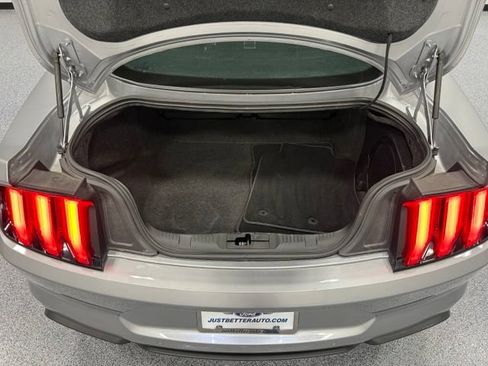 Used 2022 Ford Mustang GT Premium w/ Equipment Group 401A RWD image 31