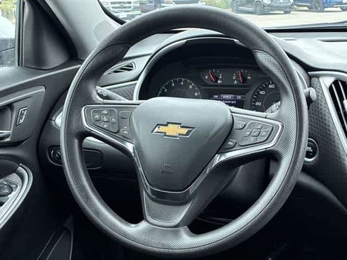 Used 2024 Chevrolet Malibu LT FWD image 23