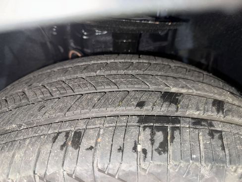 Used 2025 Toyota RAV4 XLE Premium image 11