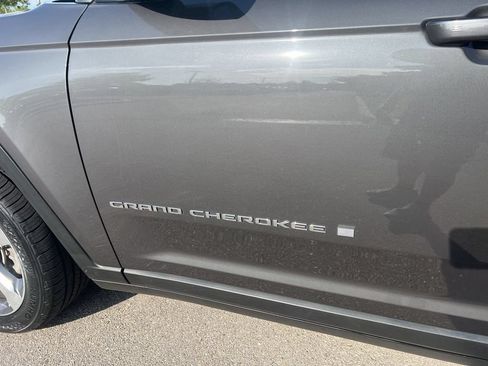 Used 2021 Jeep Grand Cherokee L Limited w/ Trailer Tow Group (B) AWD/4WD image 30