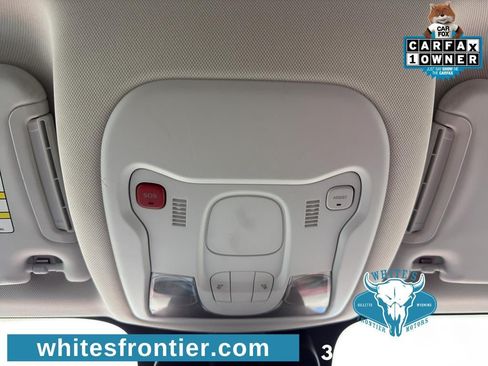 Used 2023 Jeep Renegade Latitude AWD/4WD image 18