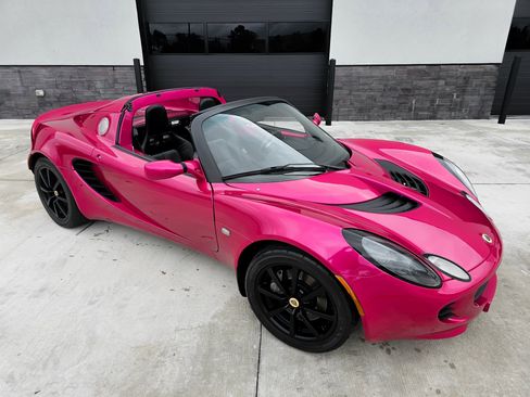 Used 2005 Lotus Elise image 5