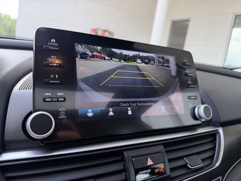 Used 2021 Honda Accord EX-L image 23