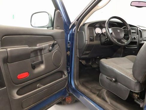 Used 2004 Dodge Ram 1500 Truck ST w/ ST Value Group image 8