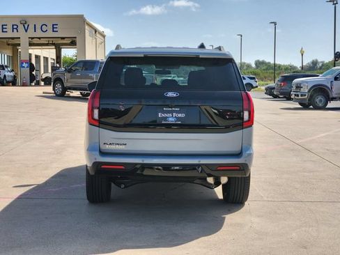 New 2027 Ford Expedition Platinum w/ Stealth Performance Package AWD/4WD image 6