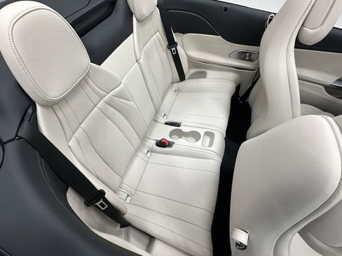 New 2026 Mercedes-Benz CLE 300 4MATIC Cabriolet image 18
