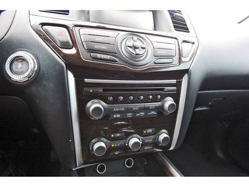 Used 2016 Nissan Pathfinder SL w/ Trailer Tow Package FWD image 23
