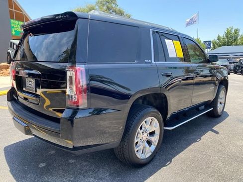 Used 2017 GMC Yukon SLE w/ SLE Value Package AWD/4WD image 5