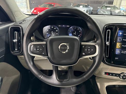 Used 2020 Volvo XC40 T4 Inscription image 68