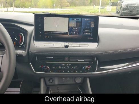 Certified 2025 Nissan Rogue SL w/ SL Premium Package AWD/4WD image 31