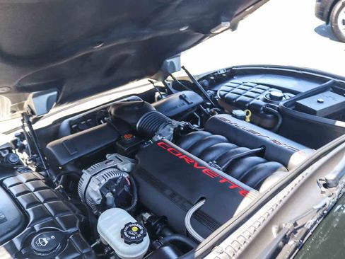 Used 2002 Chevrolet Corvette Convertible w/ Preferred Equipment Group2 RWD image 22