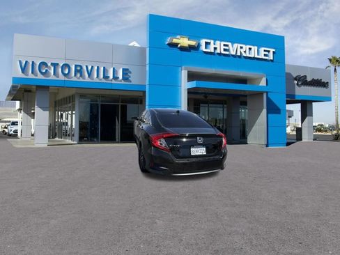 Used 2018 Honda Civic EX-L image 7