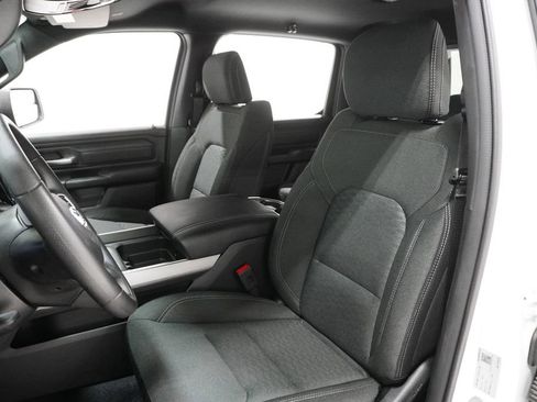 New 2026 RAM 1500 Express AWD/4WD image 11