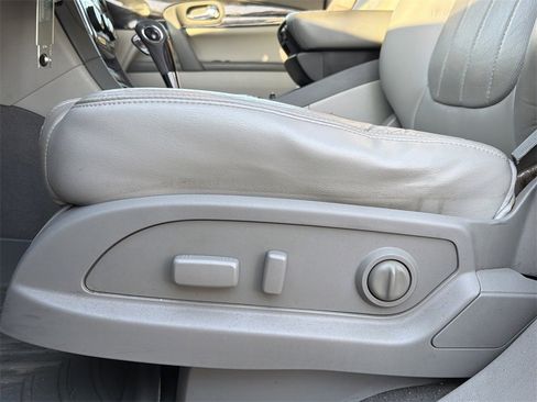 Used 2017 Buick Enclave Premium w/ Experience Buick Package image 22