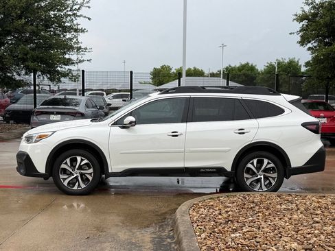Used 2020 Subaru Outback Limited XT w/ Popular Package #2 AWD/4WD image 2