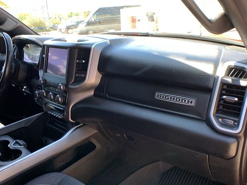 Used 2020 RAM 1500 Big Horn AWD/4WD image 32