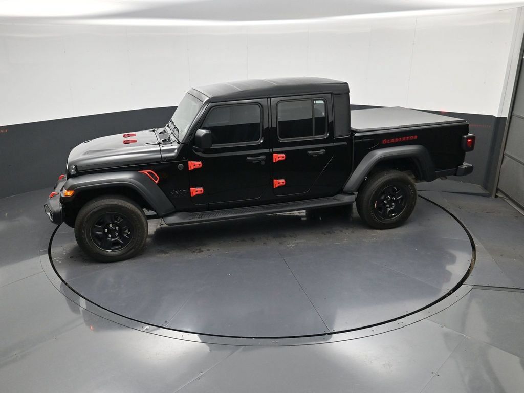 Used 2025 Jeep Gladiator Sport AWD/4WD image 31