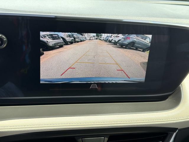 Used 2024 Buick Encore GX Avenir w/ Avenir Convenience Package AWD/4WD image 31