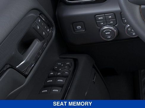 New 2026 GMC Sierra 2500 AT4 w/ AT4 Premium Plus Package AWD/4WD image 19