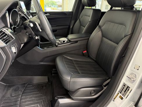 Used 2019 Mercedes-Benz GLS 450 4MATIC image 8