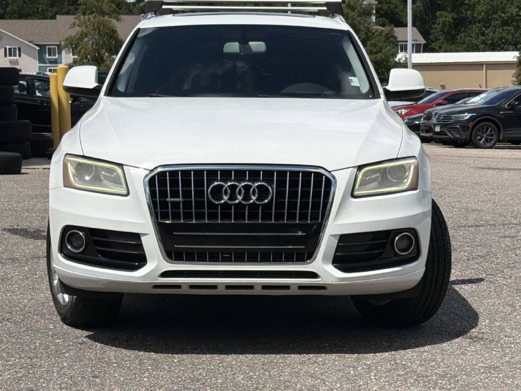 Used 2017 Audi Q5 2.0T Premium w/ Audi MMI Navigation Plus AWD/4WD image 2