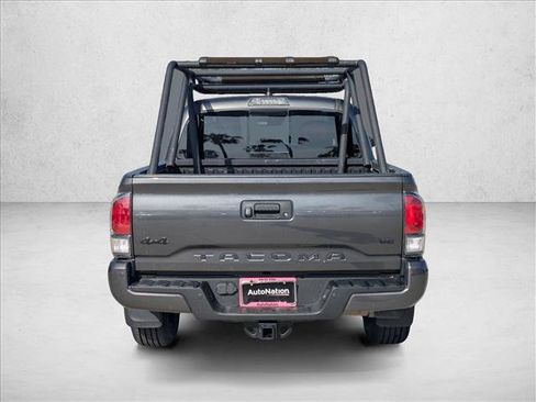 Used 2020 Toyota Tacoma Limited image 7