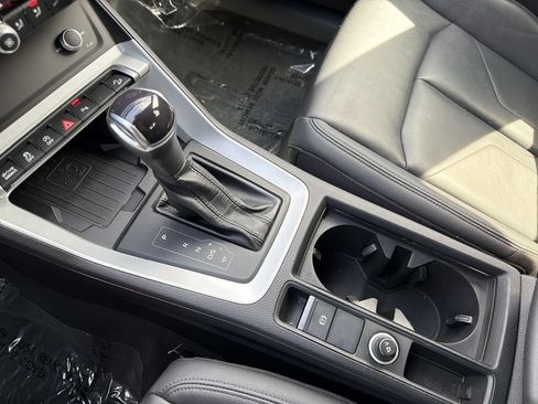 Used 2022 Audi Q3 2.0T Premium Plus AWD/4WD image 8