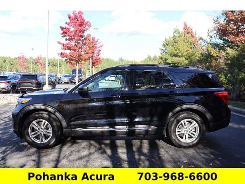Used 2024 Ford Explorer XLT image 4