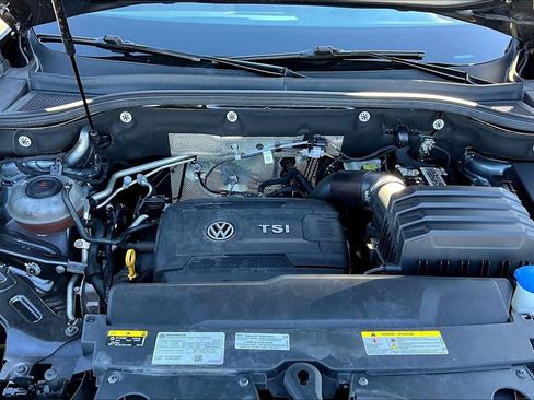 Used 2023 Volkswagen Atlas SEL image 32