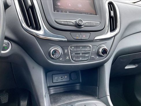 Used 2023 Chevrolet Equinox LT image 26
