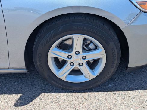 Used 2023 Chevrolet Malibu LT FWD image 8