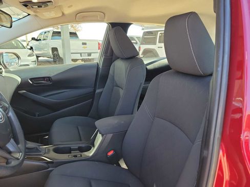 Used 2024 Toyota Corolla LE w/ LE Convenience Package image 11